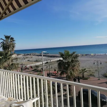 A 10 Passi Dal Mare * Ventimiglia